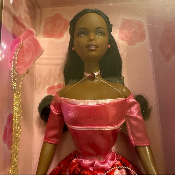 Barbie Doll Valentine Romance w Locket 2003 Mattel African American black AA NEW - Picture 2 of 3